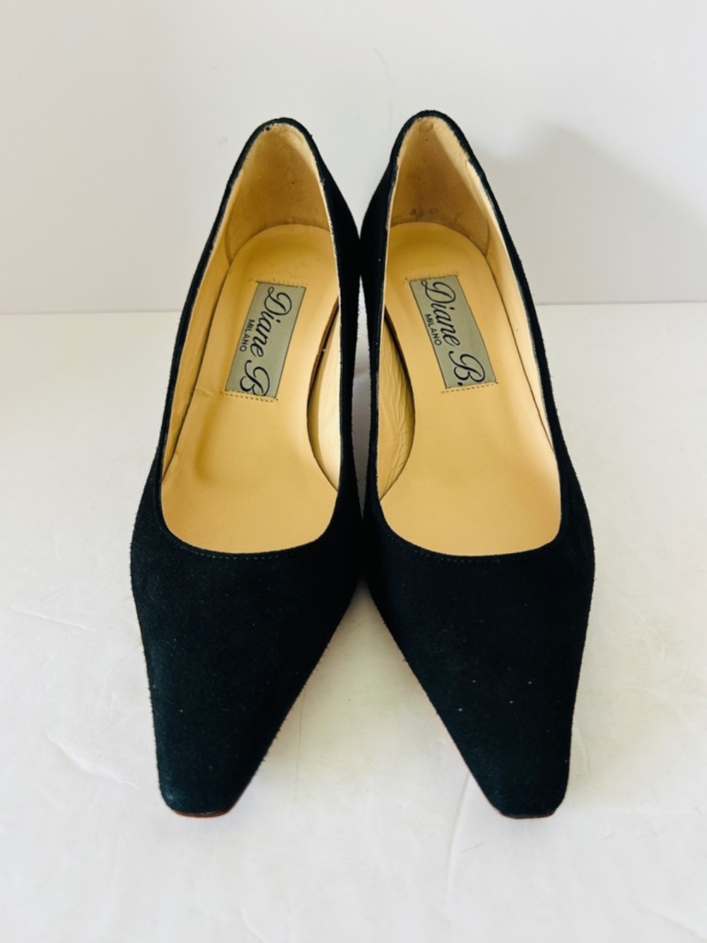 Diane B Milano Black Suede Pumps Beaded Low Heels Pointed Toe EU35 Size US 5 - Picture 8 of 12